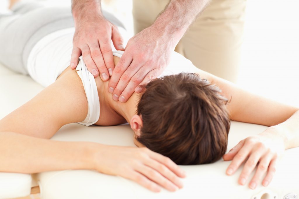 chiropractic treatment by our north london chiropractor at muswell hill chiropractic